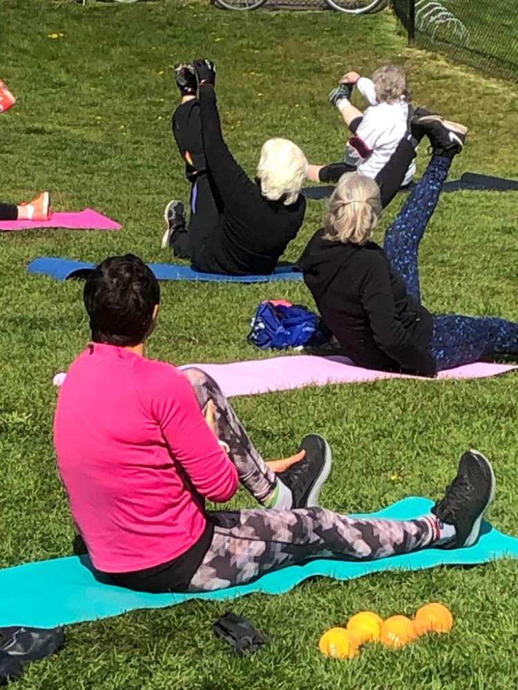 StretchingUlrikaNorskogen.jpg